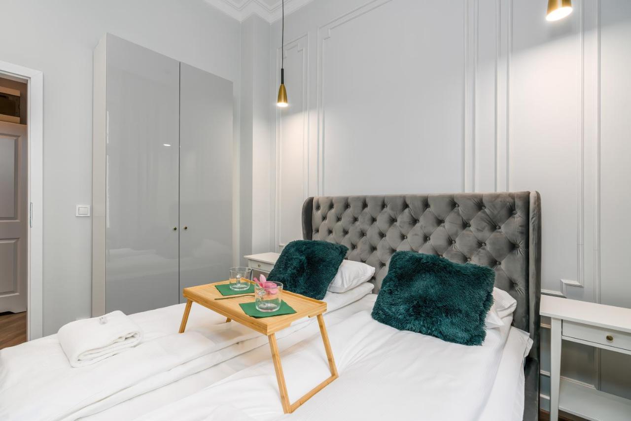 Central Apartments Garbary By Noclegi Renters Πόζναν Εξωτερικό φωτογραφία